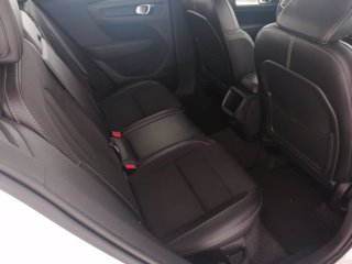 VOLVO XC40 D4 AWD Geartronic Momentum