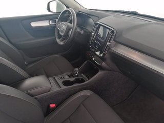 VOLVO XC40 D4 AWD Geartronic Momentum