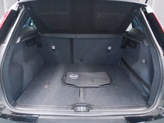 VOLVO XC40 T4 Geartronic Momentum