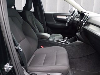 VOLVO XC40 T4 Geartronic Momentum