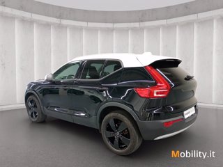 VOLVO XC40 T4 Geartronic Momentum