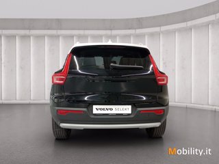 VOLVO XC40 T4 Geartronic Momentum