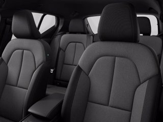 VOLVO XC40 2.0 b3 Plus Dark auto