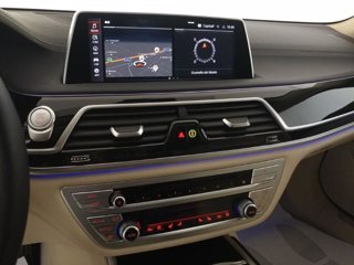 BMW 740d mhev 48v xdrive auto