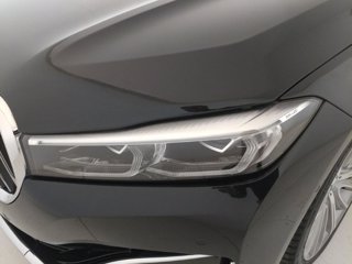 BMW 740d mhev 48v xdrive auto