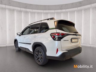 SUBARU Forester 2.0i e-boxer 4dventure lineartronic