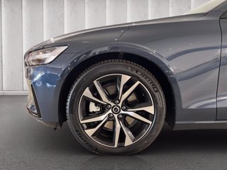 VOLVO V60 2.0 b4 Plus Dark auto