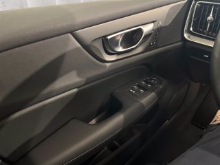 VOLVO V60 2.0 b4 Plus Dark auto