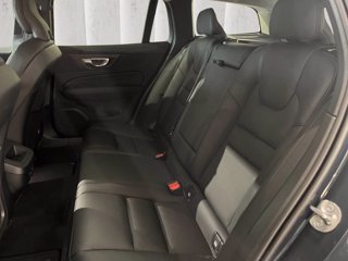 VOLVO V60 2.0 b4 Plus Dark auto