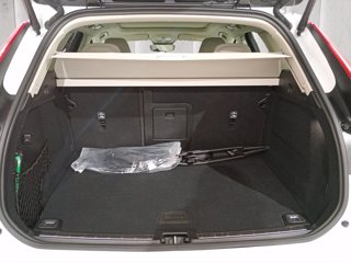 VOLVO XC60 2.0 t6 recharge phev obc 6,4kW Ultimate Dark awd auto