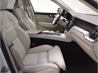 VOLVO XC60 2.0 t6 recharge phev obc 6,4kW Ultimate Dark awd auto