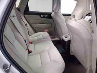 VOLVO XC60 2.0 t6 recharge phev obc 6,4kW Ultimate Dark awd auto