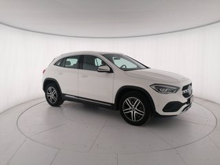 MERCEDES Gla 200 sport plus auto