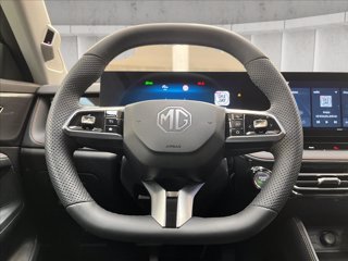 MG HS 1.5 Luxury