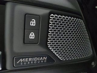 LAND ROVER Defender 110 5.0 v8 awd 525cv auto