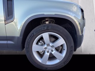 LAND ROVER Defender 110 3.0D I6 200 CV AWD Auto SE