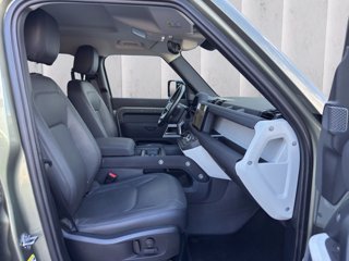 LAND ROVER Defender 110 3.0D I6 200 CV AWD Auto SE