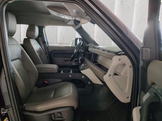 LAND ROVER Defender 110 3.0D I6 200 CV AWD Auto SE