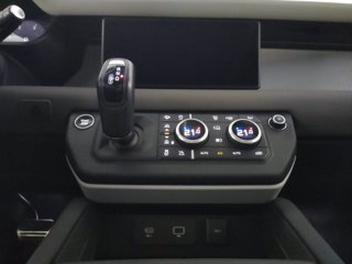 LAND ROVER Defender 110 3.0D I6 200 CV AWD Auto SE