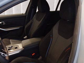 BMW 320d Touring mhev 48V xdrive MSport Pro auto