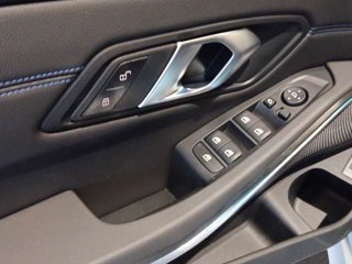 BMW 320d Touring mhev 48V xdrive MSport Pro auto