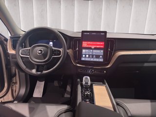 VOLVO XC60 2.0 b5 mhev Ultra Dark awd auto