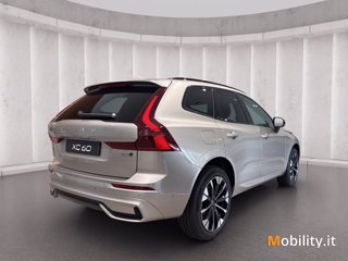 VOLVO XC60 2.0 b5 mhev Ultra Dark awd auto