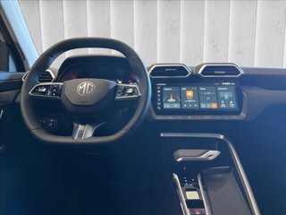 MG ZS 1.5 hybrid+ Luxury auto