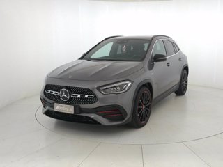 MERCEDES Gla 200 premium auto