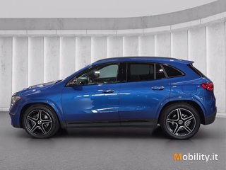 MERCEDES Gla 200 d amg line premium plus 4matic auto