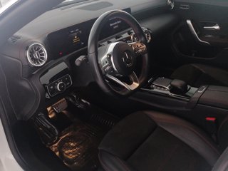 MERCEDES Cla shooting brake 180 premium auto