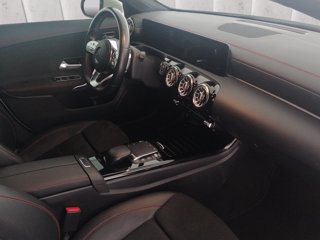 MERCEDES Cla shooting brake 180 premium auto