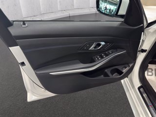 BMW 320d touring mhev 48v xdrive msport auto