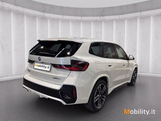 BMW Ix1 edrive 20 msport