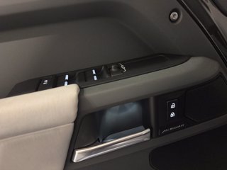 LAND ROVER Defender 110 3.0D I6 200 CV AWD Auto S