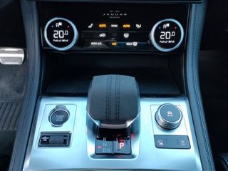 JAGUAR F-Pace 2.0 D 163 CV AWD aut. SE