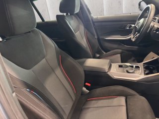 BMW 320d touring mhev 48v xdrive msport auto