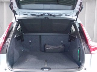 VOLVO XC40 2.0 b3 Essential auto