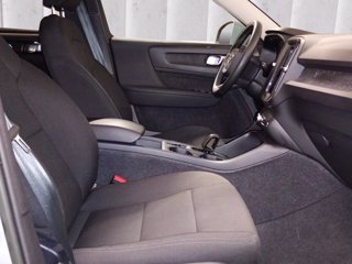 VOLVO XC40 2.0 b3 Essential auto