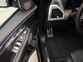 BMW XM 4.4 phev Label Red auto