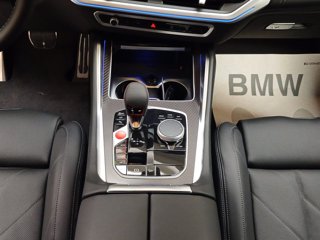 BMW XM 4.4 phev Label Red auto