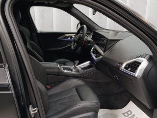 BMW XM 4.4 phev Label Red auto