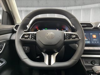 MG ZS 1.5 hybrid+ Luxury auto