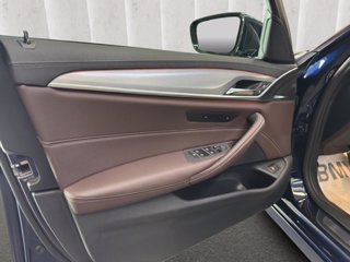 BMW 530i touring mhev 48v xdrive luxury auto