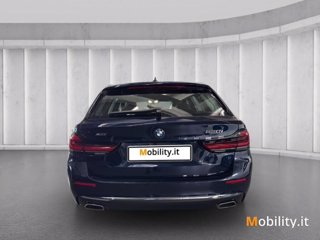 BMW 530i touring mhev 48v xdrive luxury auto