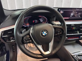 BMW 530i touring mhev 48v xdrive luxury auto