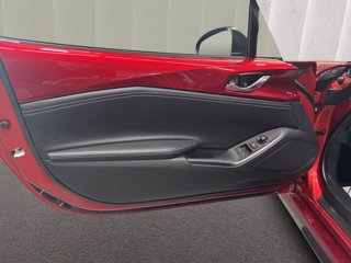 MAZDA Mx-5 2.0 exclusive-line driver assistance