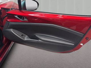 MAZDA Mx-5 2.0 exclusive-line driver assistance