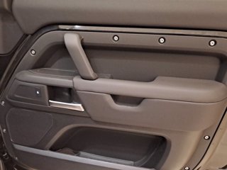 LAND ROVER Defender (2019) LAND ROVER 90 3.0D I6 200 CV AWD Auto S