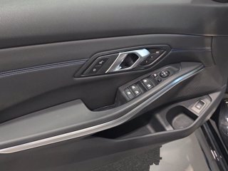 BMW 320d touring mhev 48v xdrive msport auto